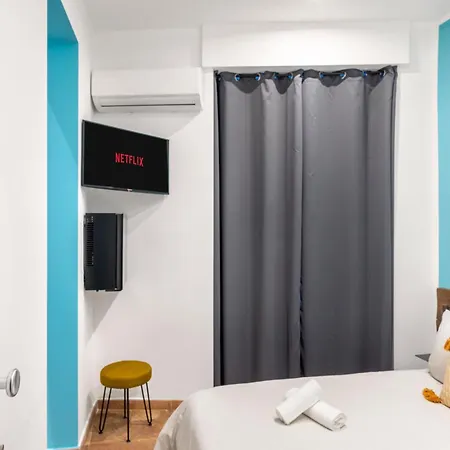 Suk Ballaro Guest house